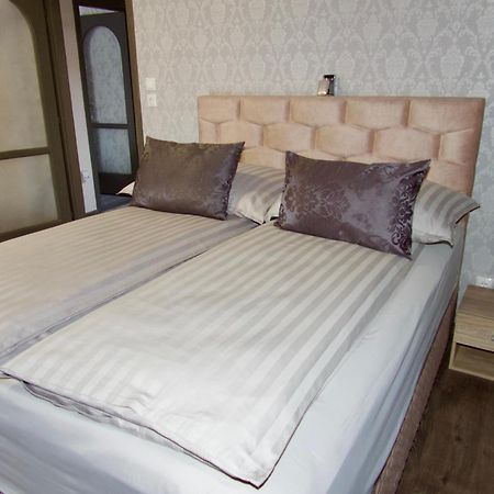 Crystal Apartman Morahalom Exterior photo