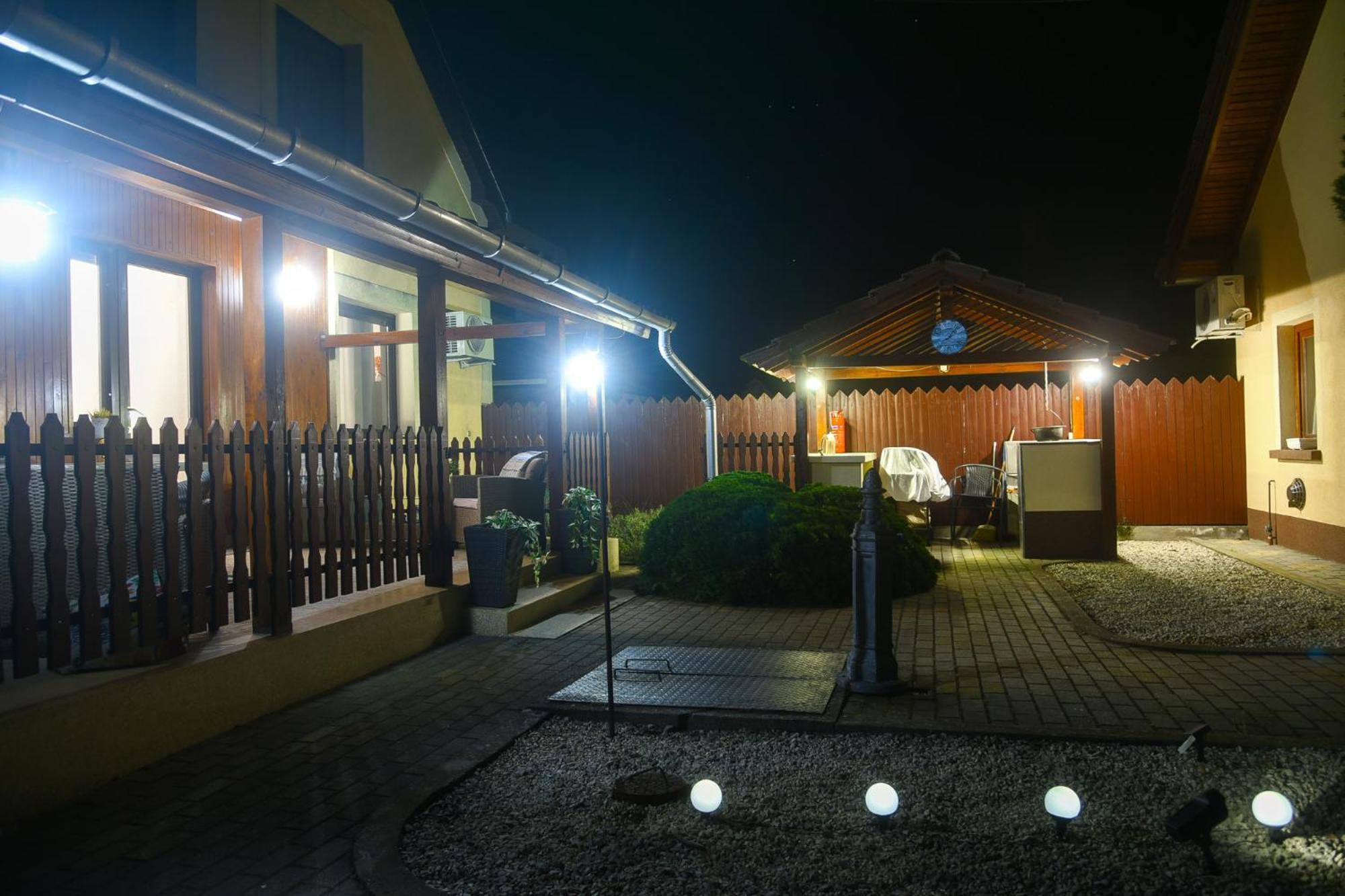 Crystal Apartman Morahalom Exterior photo